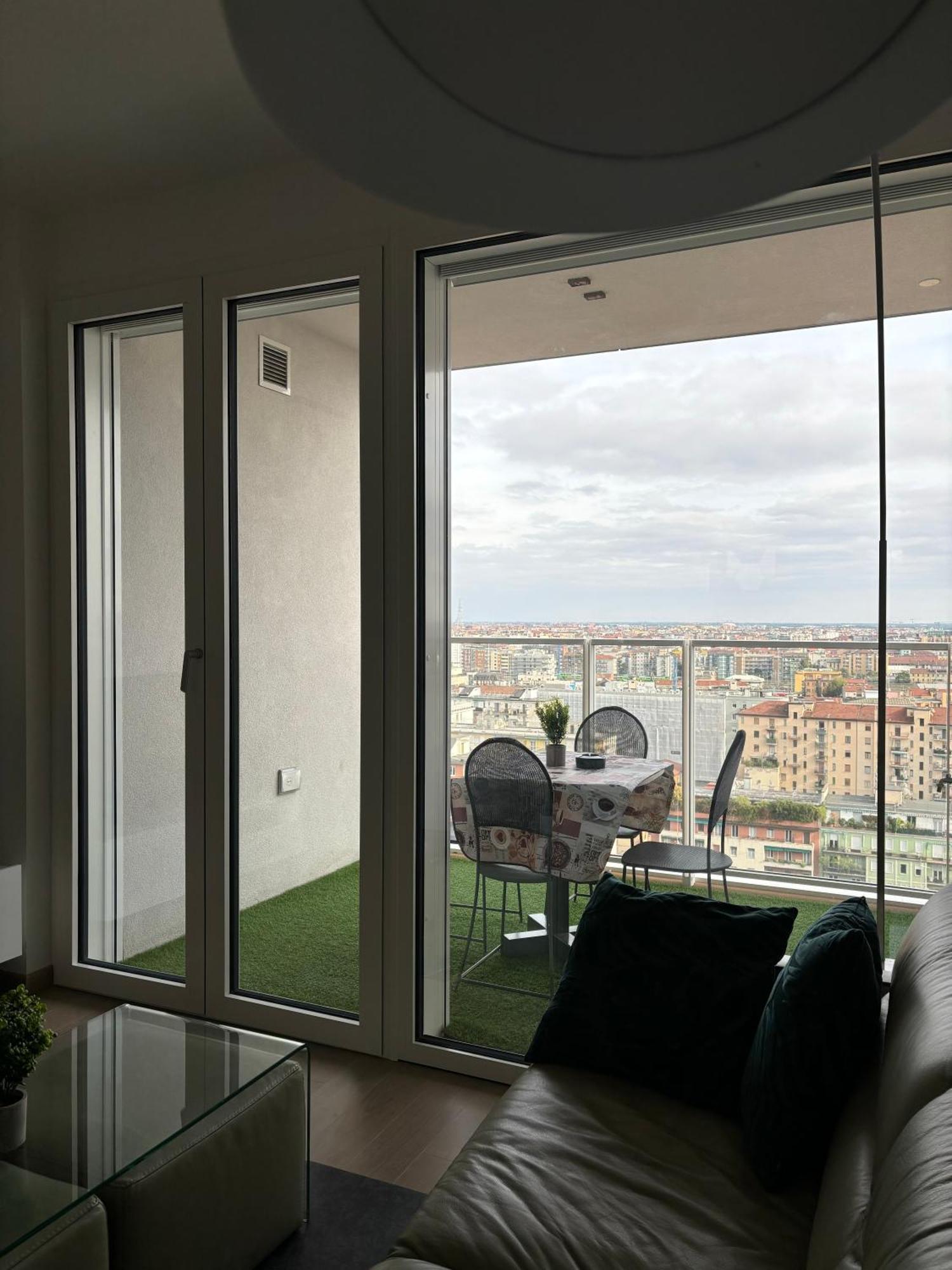 Torre Milano Skyview Suite Gym Pool & Rooftop Ngoại thất bức ảnh